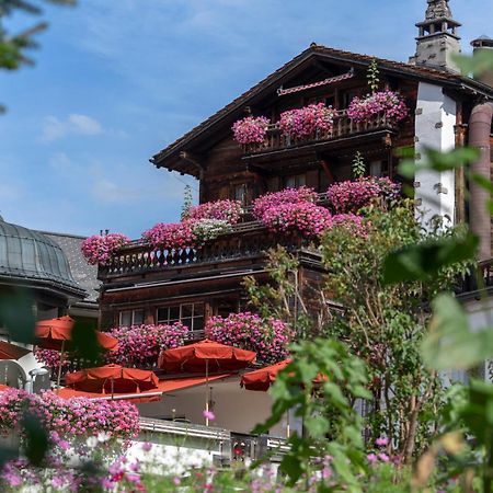 Hotel Chesa Grischuna โคลสเตอร์ ภายนอก รูปภาพ